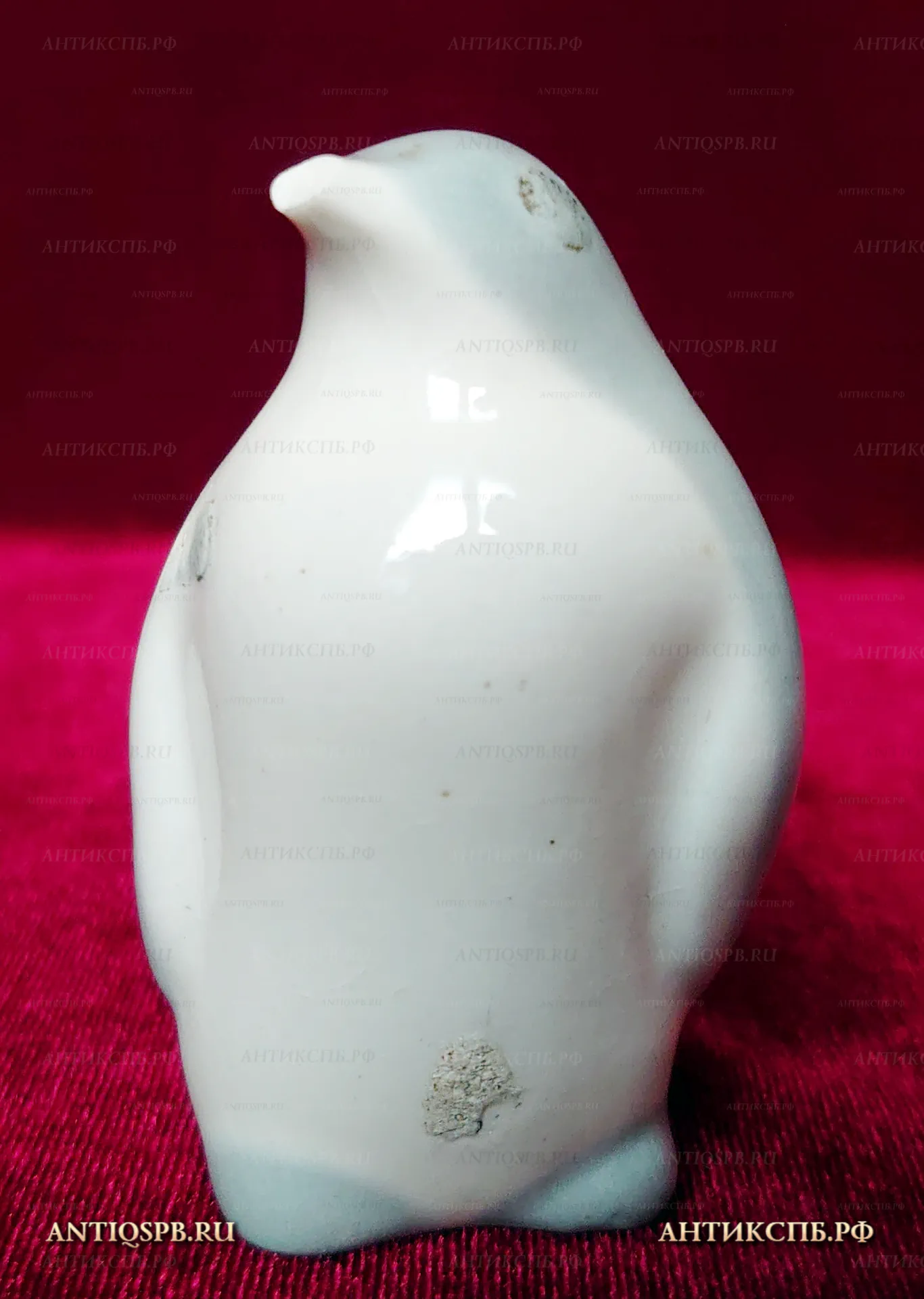 Статуэтка фарфоровая "Пингвин". Вт. пол. ХХ века. СССР. №22114.4